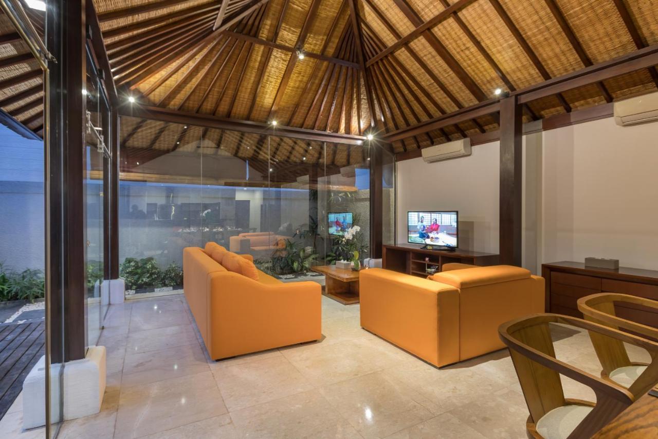 Villa Litera Семиняк Екстериор снимка